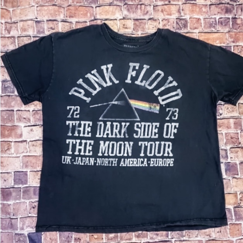 Pink Floyd Dark Side of the Moon Tee Size Small/Medium